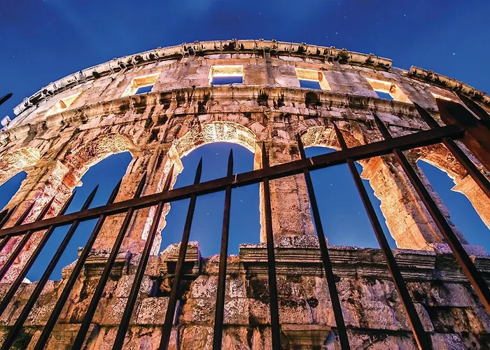 Appartamento Stunning In With Wifi Pola