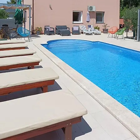 Apartman Lovely In *