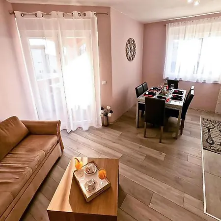 3 Bedroom Lovely In