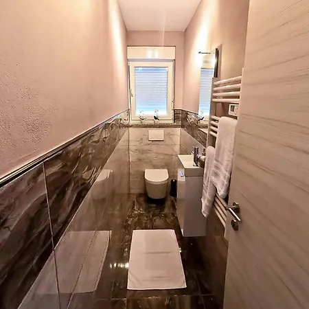 Apartman Lovely In *