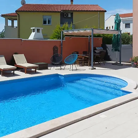 Apartman Lovely In