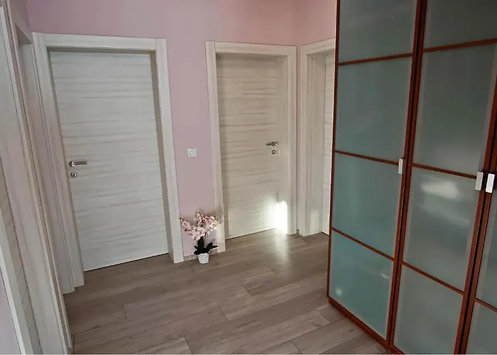 Stunning In With Wifi Appartement Pula