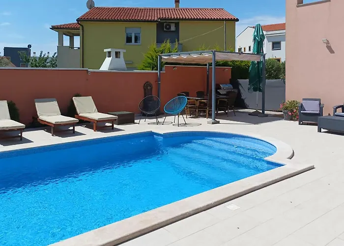 Appartement Stunning In With Wifi