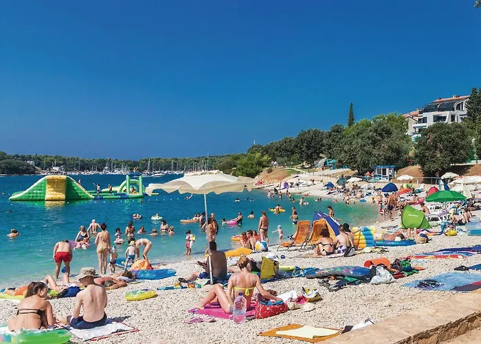 Stunning In With Wifi Appartement Pula